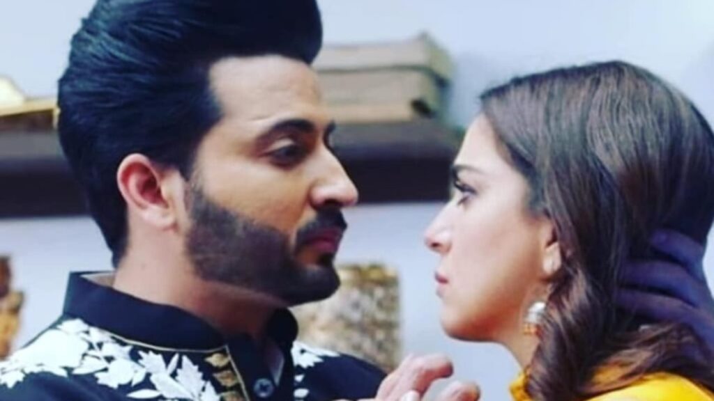 Hottest Scenes From Kundali Bhagya’s Karan and Preeta Will Leave You Stunned! - 0