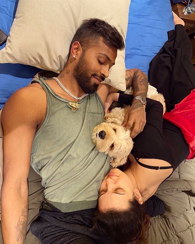 Hardik Pandya And Natasa Stankovic Sweet Moments Together! - 7