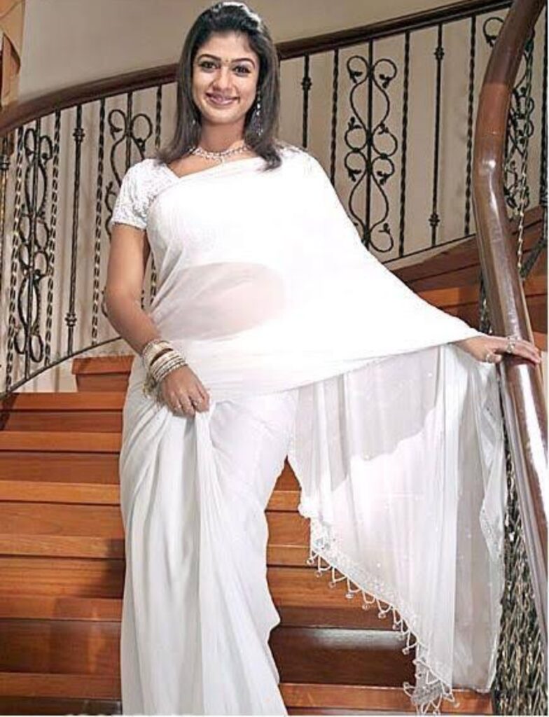 IN PHOTO: Nayanthara’s SUPERHOT and gorgeous avatar in white saree - 1