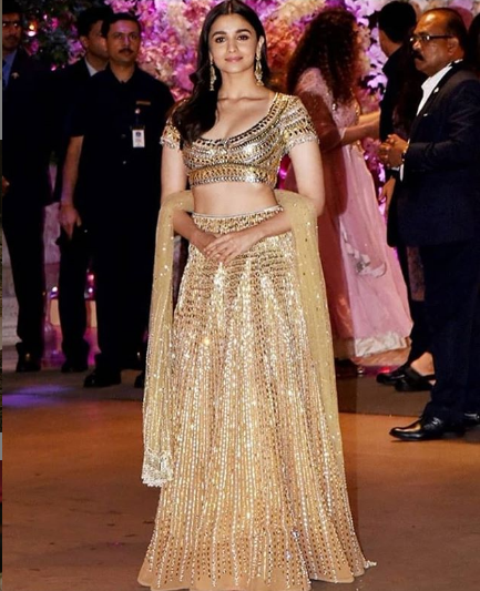 [IN PICS] Alia Bhatt’s Designer Wedding Lehenga Choli Looks for sangeet, cocktail or wedding ceremony! - 1