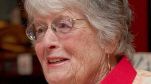 Jaws actress Lee Fierro dies of Coronavirus