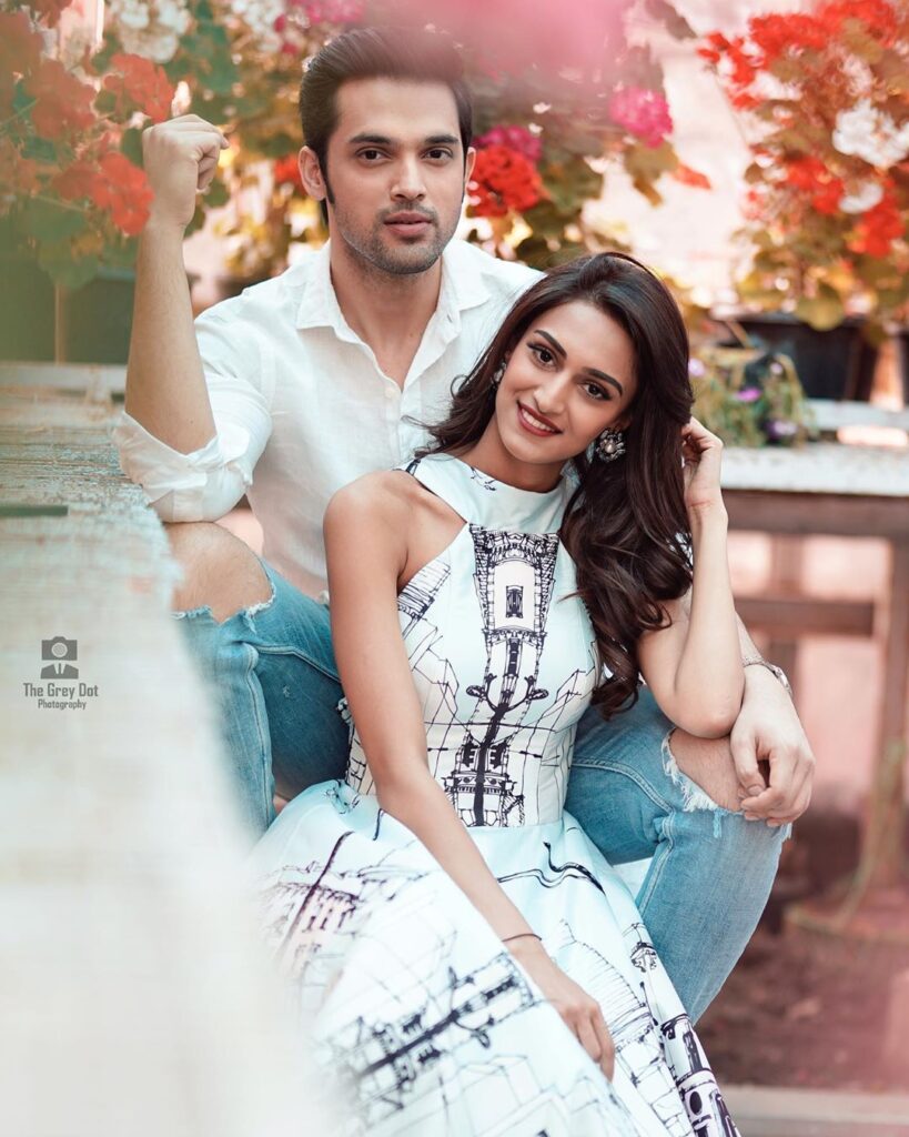 Kasautii Zindagii Kay: Best Of Family Function Outfits Of Parth Samthaan and Erica Fernandes - 4