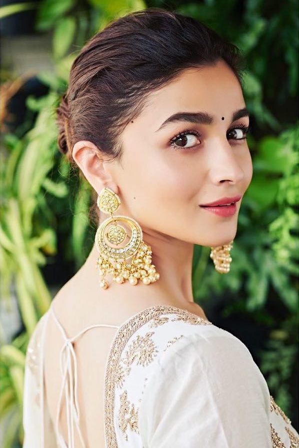Katrina Kaif Vs Alia Bhatt: Who shows off her bold and chunky earring collection better? - 0