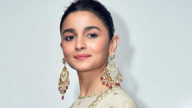 Rishi Kapoor death: Alia Bhatt reaches hospital to be with boyfriend Ranbir Kapoor and Neetu Kapoor