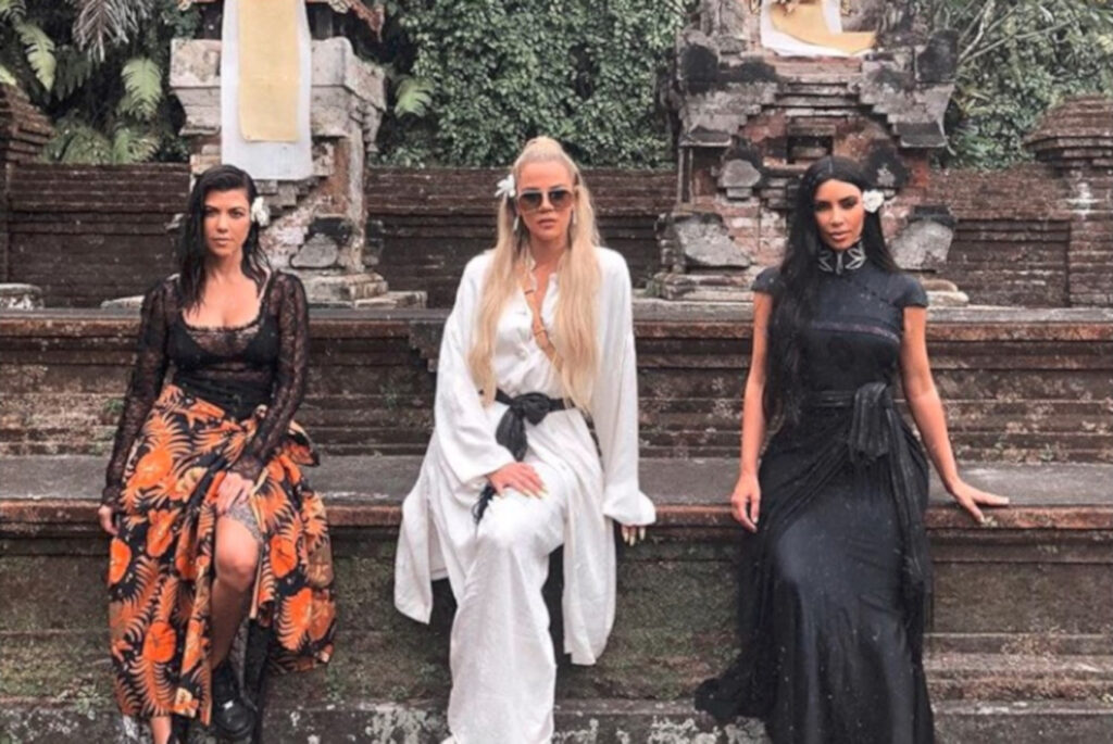 Kim Kardashian’s Fashion Diaries That Will Inspire Your Vacay Wardrobe - 1