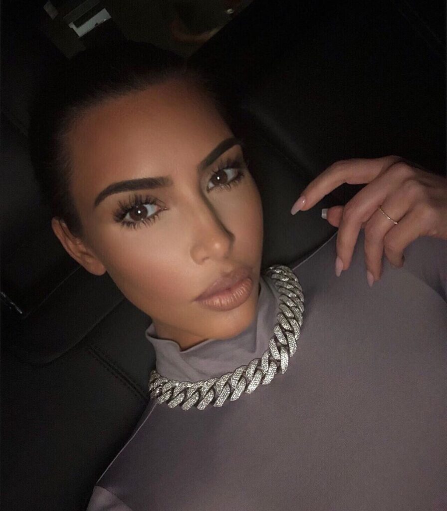 Kim Kardashian’s Gorgeous Necklace Collection Is The Latest Fashion Goal - 3