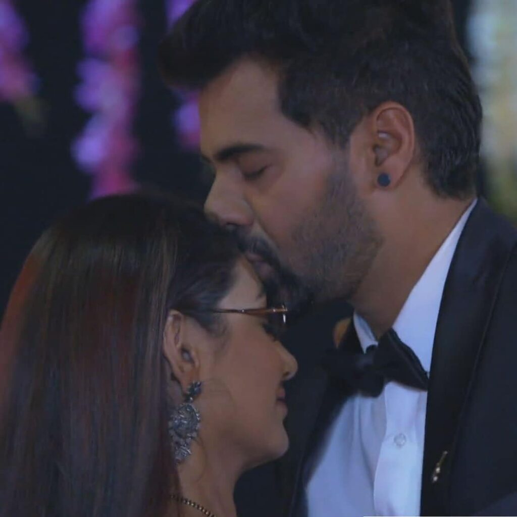 All The Times Kumkum Bhagya’s Abhi-Pragya Gave Us Couple Goals - 1