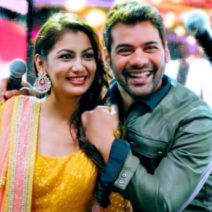 Kumkum Bhagya: Scenes That Prove That Sriti Jha and Shabir Ahluwalia Will Forever Be Our Favourite Pair! - 6