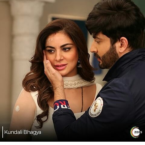 Missing Kundali Bhagya? Enjoy 10 mushy photos of Preeta and Karan - 1