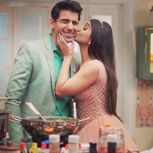 Missing Yeh Rishta Kya Kehlata Hai couple Naksh and Kirti’s romantic moments? Check out their cute pictures - 1