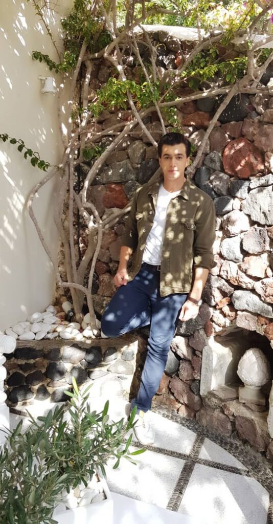 Mohsin Khan’s ‘feel good’ latest pictures will make your day: Watch Now - 1