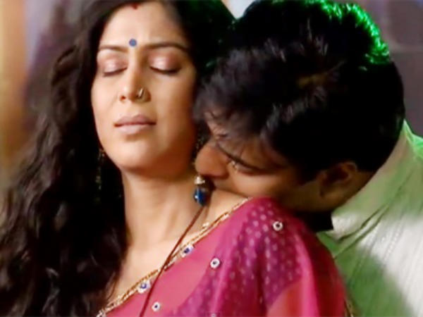 Nostalgia: Best Romantic Moments of Bade Achhe Lagte Hai - 1