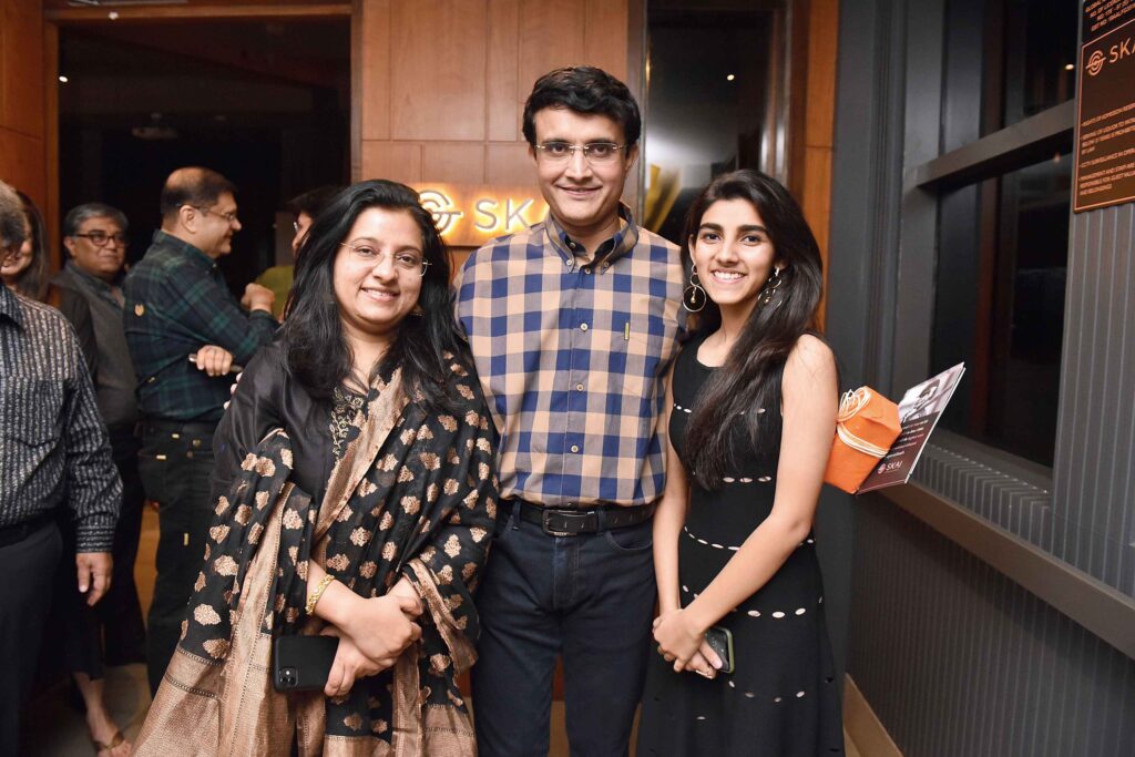 Pictures That Prove Sourav Ganguly Is The Perfect Family Man - 2