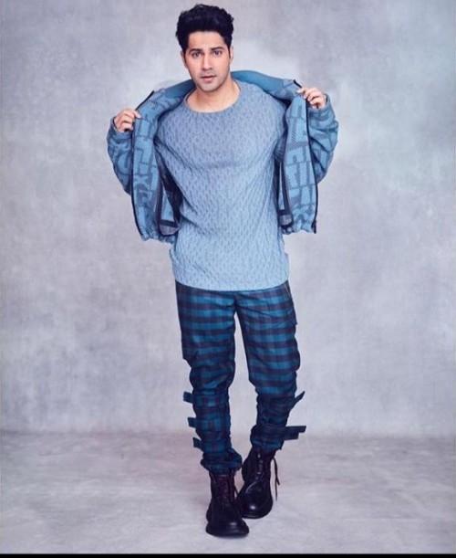 Emraan Hashmi, Varun Dhawan And Vicky Kaushal up the glam quotient with this super stylish outfit! - 2