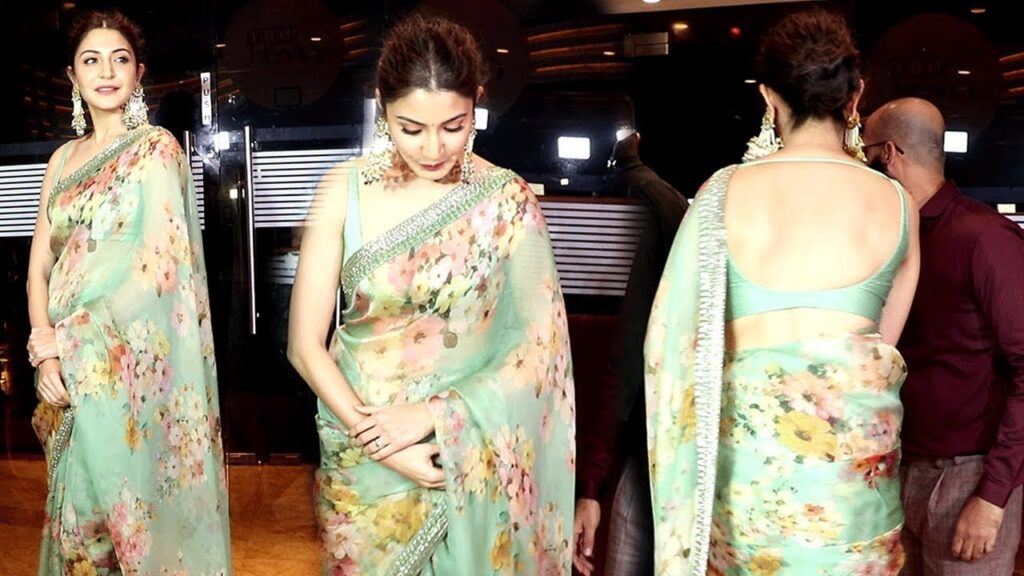 Redefining Anushka Sharma’s traditional drape with these Sabyasachi Outfits! - 1