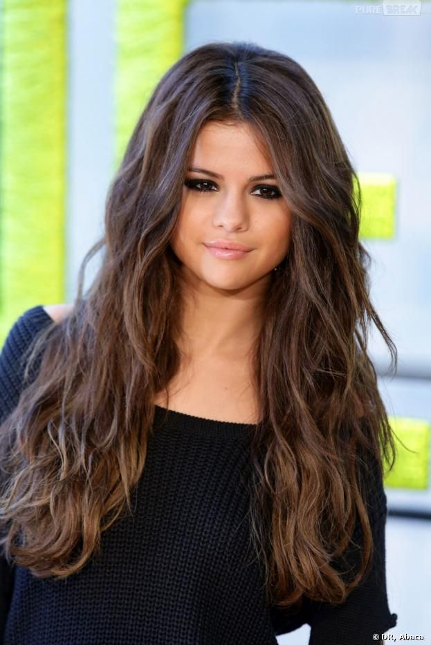 Selena Gomez in short hair or long hair: Rate Now - 7