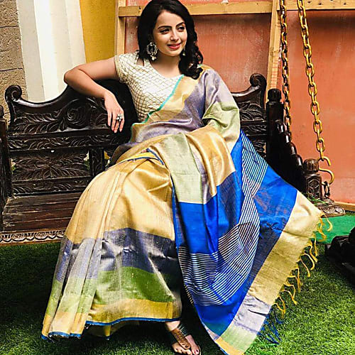 Shrenu Parikh Vs Rhea Sharma Vs Jennifer Winget: Best Celebrity Silk Saree Looks! - 0