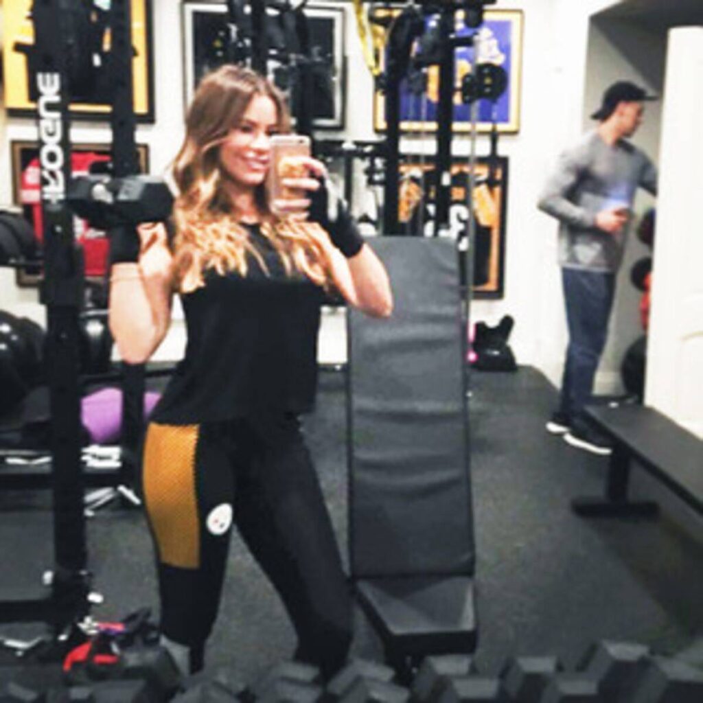 Sofia Vergara Workout Routine And Diet Plan - 1