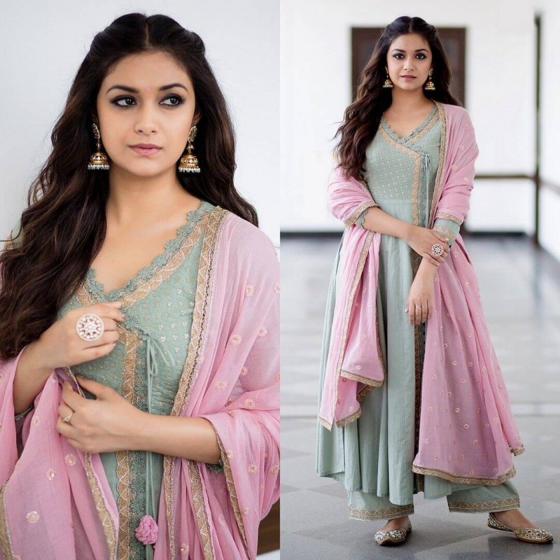 Stunner Or Bummer Nayanthara, Pooja Hegde, Keerthy Suresh: 5 Best Looks From Suits To Saree - 3