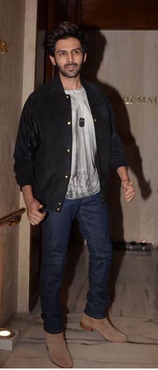 Take a party night outfit cue from Ranveer Singh, Hrithik Roshan And Kartik Aaryan! - 5