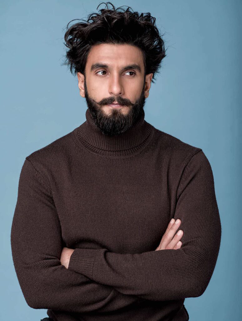 Take Tips From Ranveer Singh, Kartik Aaryan, Vicky Kaushal, And Hrithik Roshan On How To Look Good In Sweaters? - 1