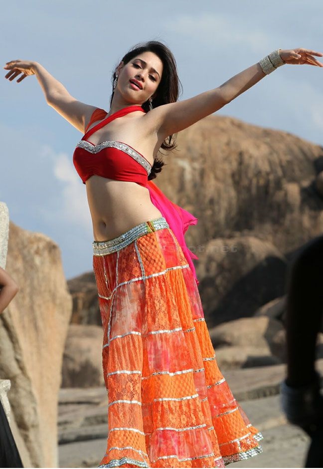 Tamannaah Bhatia and Samantha Akkineni’s Hot and Unseen Pictures - 1