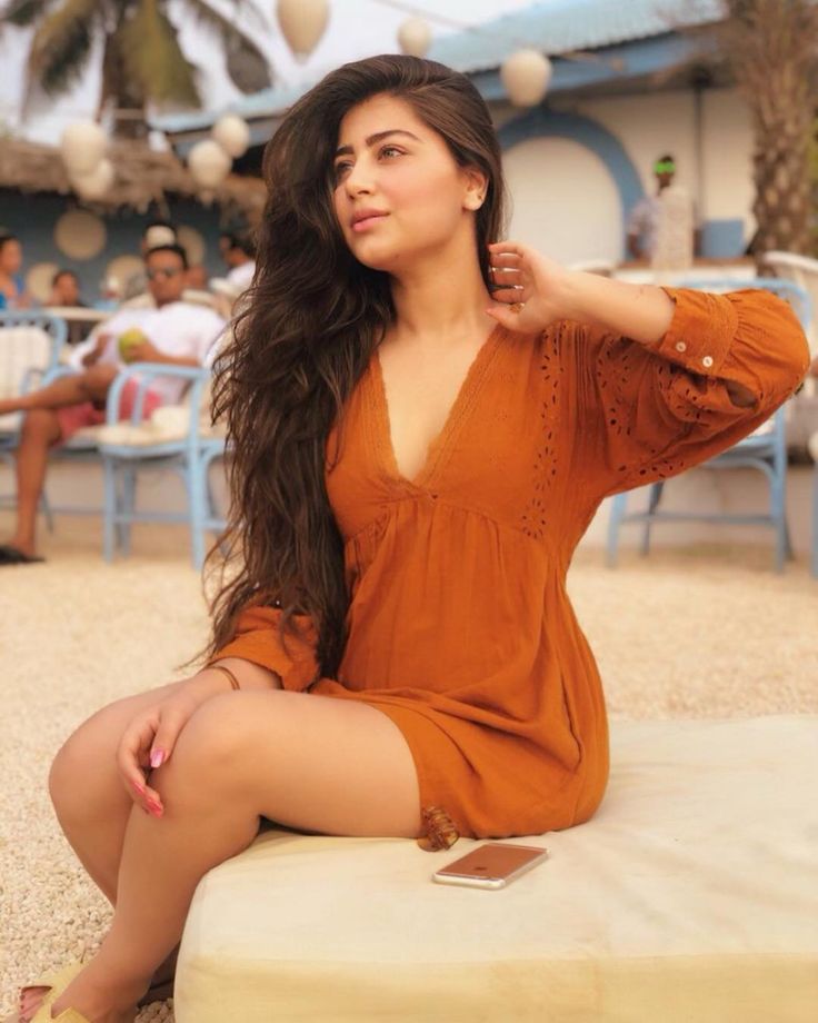 Top killer looks of Aditi Bhatia that had us sweating! - 3