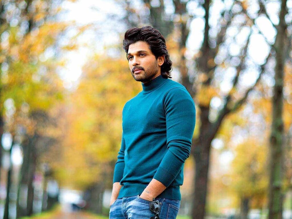 Prabhas, Allu Arjun, Yash, Mahesh Babu, Vijay Deverakonda, Naga Chaitanya: 9 Stylish Tollywood Actors You Should Follow If You Love Fashion - 0