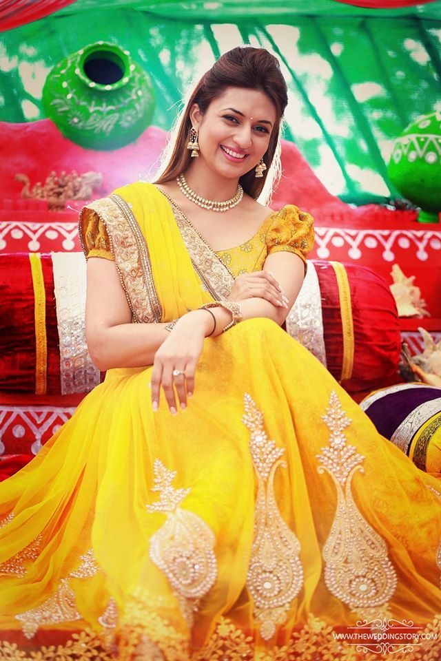 You Can’t Take Your Eyes Off Divyanka Tripathi’s Bridal Looks - 2