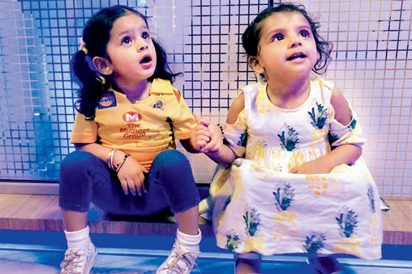 Ziva Dhoni vs Gracia Raina: The Cutest Cricket Supporter - 2