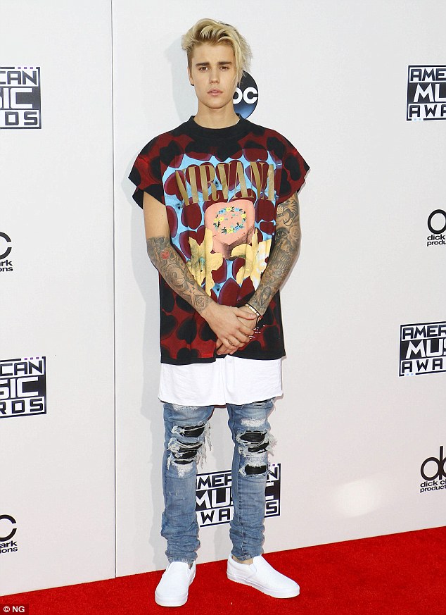 6 Justin Bieber’s Trendy Summer Men Fashion Ideas For You To Try! - 4