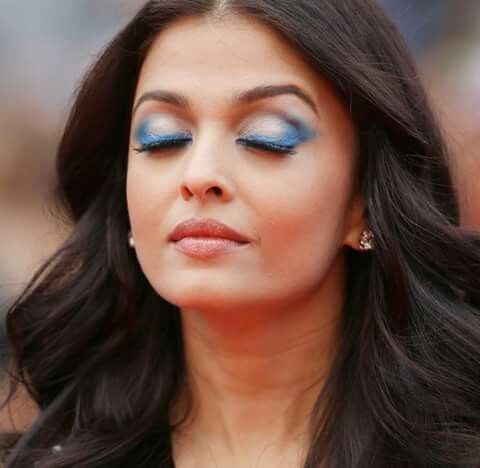 6 Stunning Photos of Aishwarya Rai Bachchan, Jacqueline Fernandez and Nora Fatehi’s Eye Makeup - 1