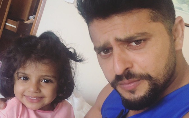 Adorable Father-Daughter Moments Of Suresh Raina And Gracia - 3