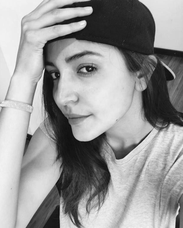 Anushka Sharma, Janhvi Kapoor, And Priyanka Chopra’s Selfie Game Is Always On Point - 0