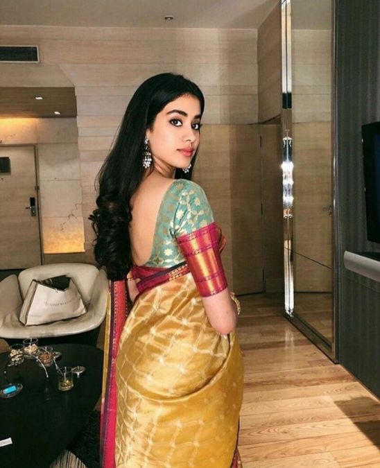 Anushka Sharma, Kareena Kapoor Khan, Janhvi Kapoor, Priyanka Chopra Jonas: Who Carried the Kanjeevaram Saree Better? - 2