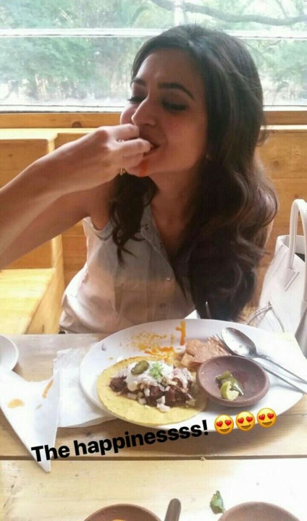 Anushka Shetty, Shriya Saran, Kriti Kharbanda, Samantha Akkineni: Tollywood Actresses And Their Most Favorite Food! - 0