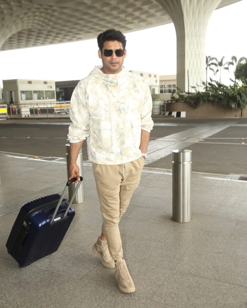 Beat Lockdown Woes: Check Out Holiday Pictures of Sidharth Shukla - 5