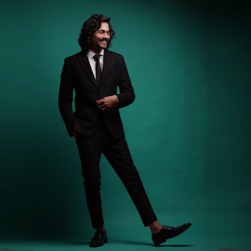 Bhuvan Bam Vs Ashish Chanchlani: Who is the Most Handsome in Black Suit Look? - 1