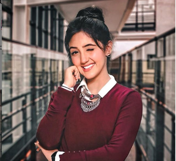 Why Ashnoor Kaur Should Be Your Style Icon? - 3