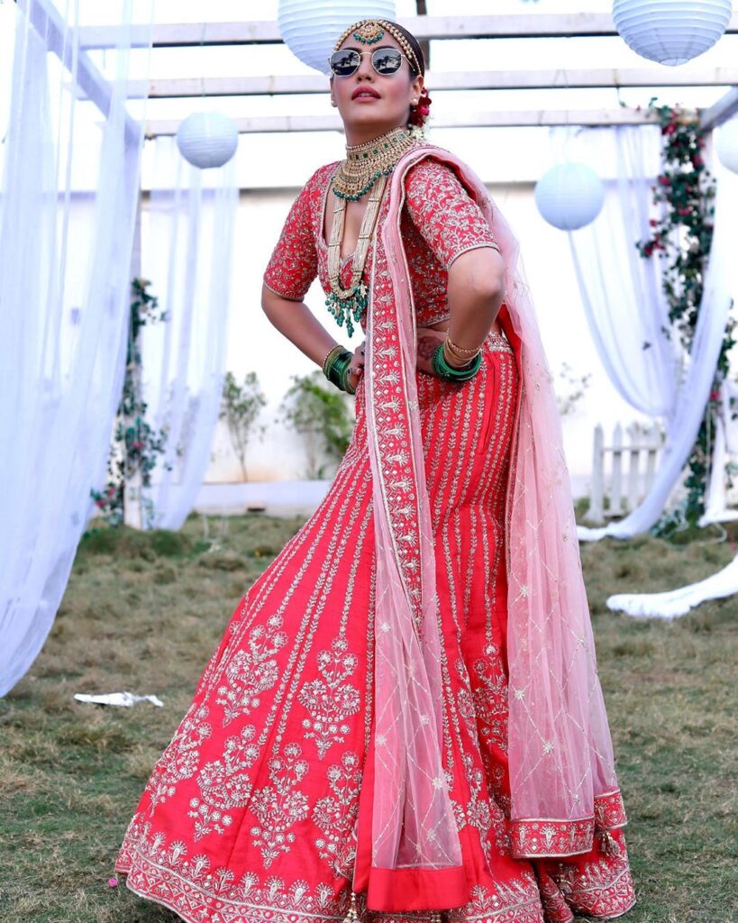 Divyanka Tripathi Vs Surbhi Chandna: Who Styles In Sequined Lehenga Better? - 0
