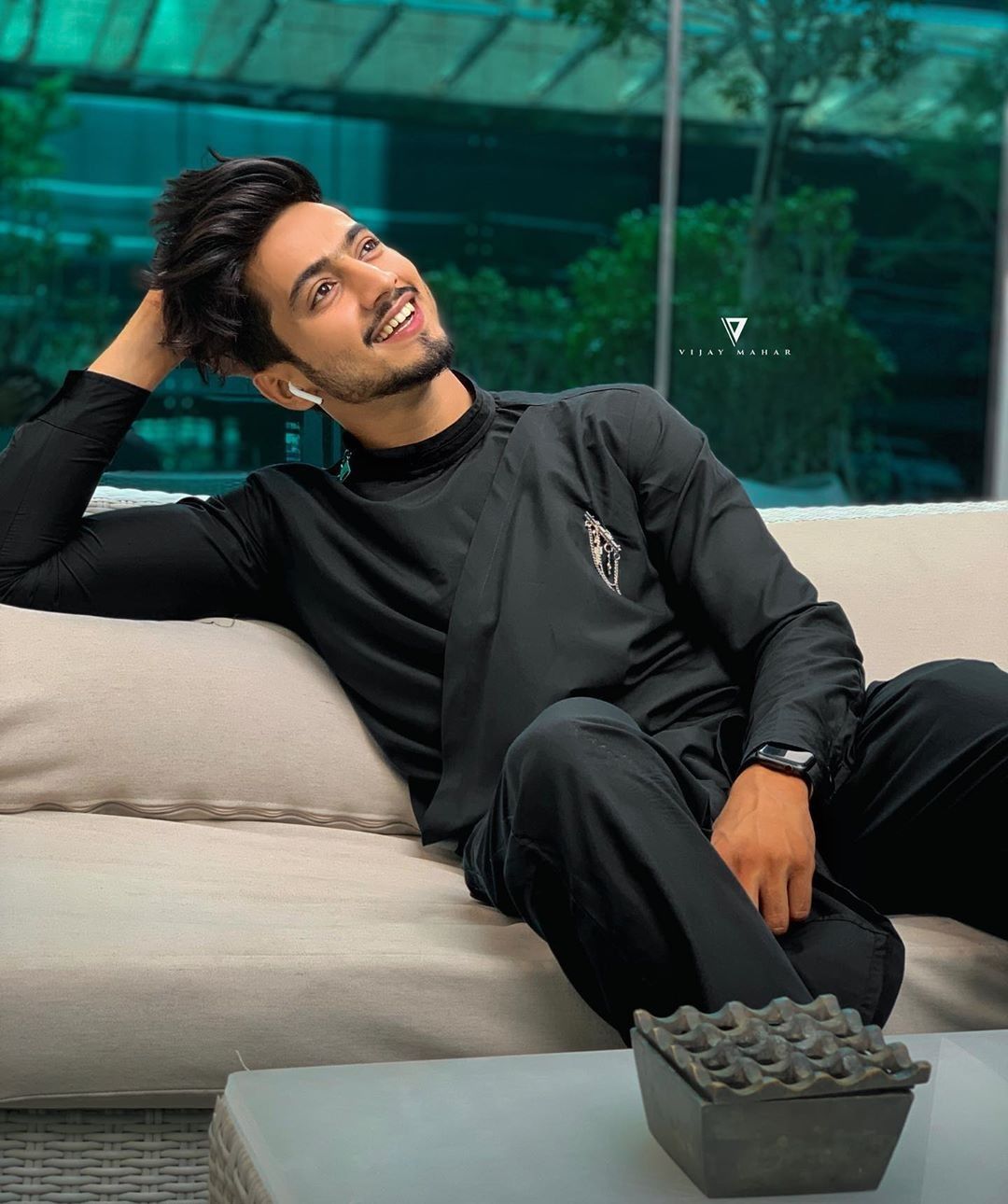 Faisu's Dapper Stylish Looks in Black Outfits That You Must Check Out 4