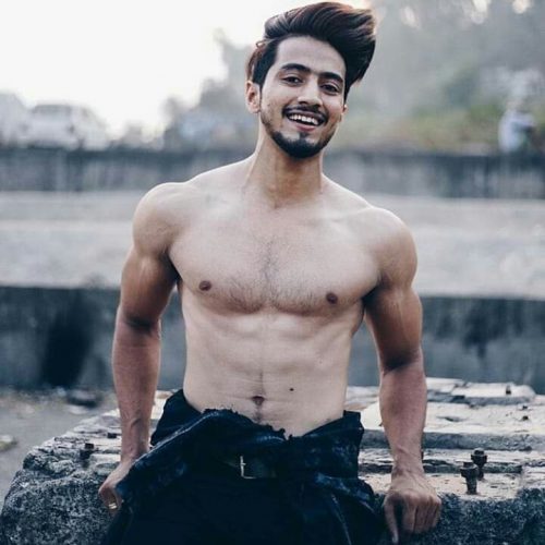 Faisu’s Shirtless Picture Takes Social Media by Storm! - 2