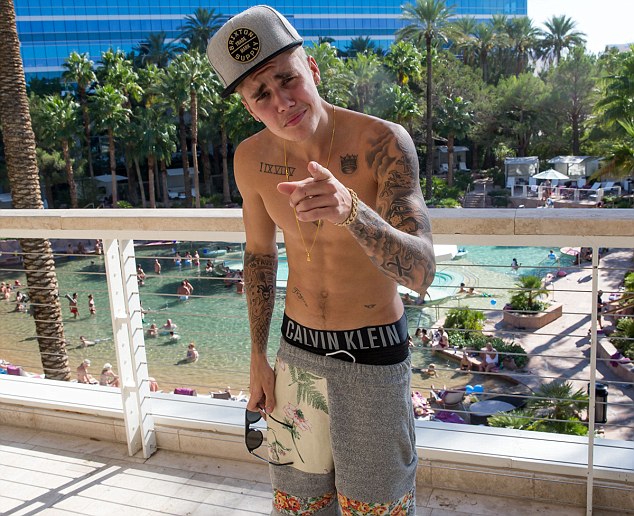 Justin Bieber’s Throwback Pictures Remind Us Of A Perfect Summer Vacay! - 4