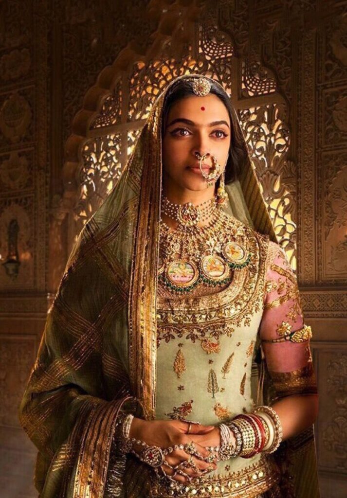 Mastani Vs Padmavati: Which Is The Best Deepika Padukone’s Look? - 0