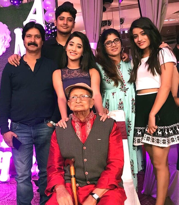 Meet The Real Family of Shivangi Joshi - 4