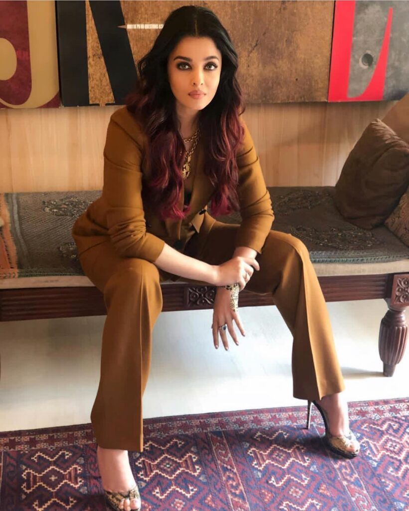 Nora Fatehi, Aishwarya Rai Bachchan To Jacqueline Fernandez  will inspire you to freshen up your corporate wardrobe! - 0