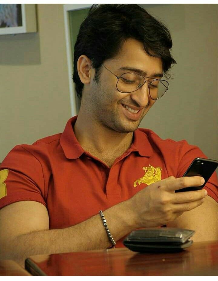 Parth Samthaan VS Shaheer Sheikh: Who Styled In Red Tee Best?