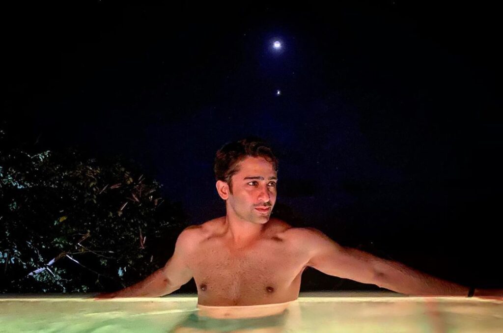 Pearl V Puri And Shaheer Sheikh’s Shirtless Looks Are Too Hot To Handle - 2