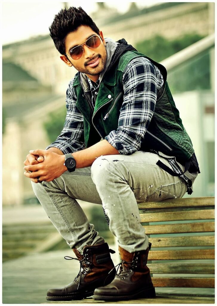 Prabhas, Allu Arjun, Yash, Vijay Deverakonda: Style Lessons To Take From Tollywood Actors - 2