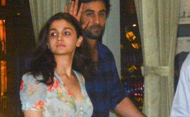 Ranbir Kapoor-Alia Bhatt: Couple in times of pain and distress - 0